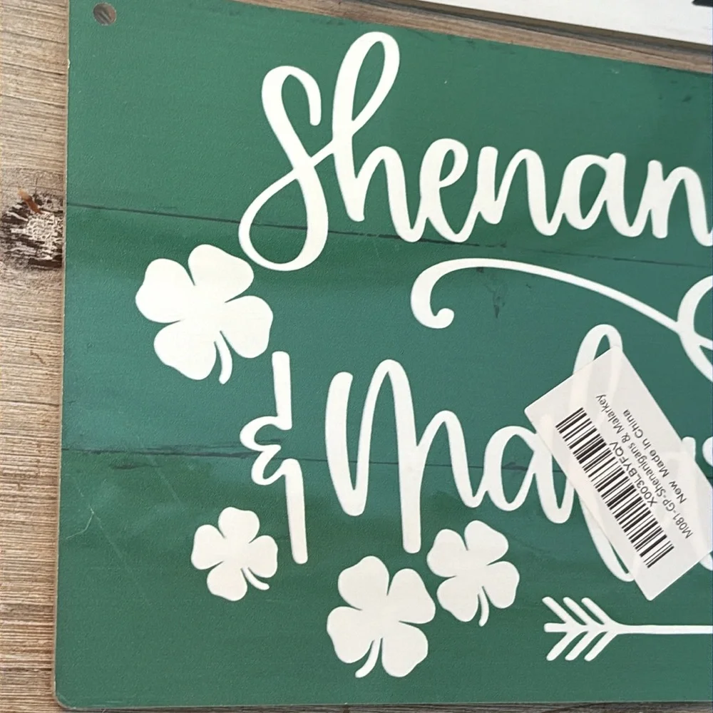 NWT St. Patrick’s Day Wood Hanging Sign